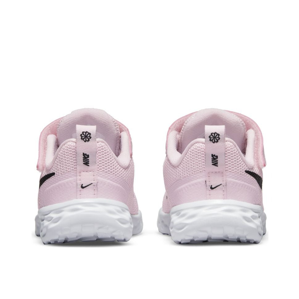 NIKE REVOLUTION 6