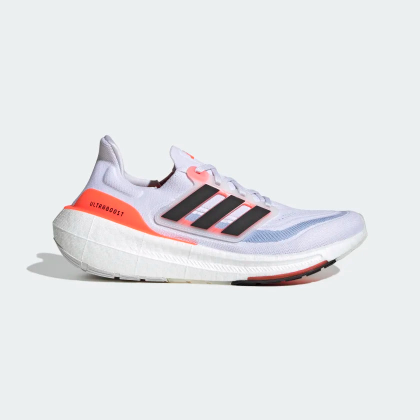 ULTRABOOST LIGHT