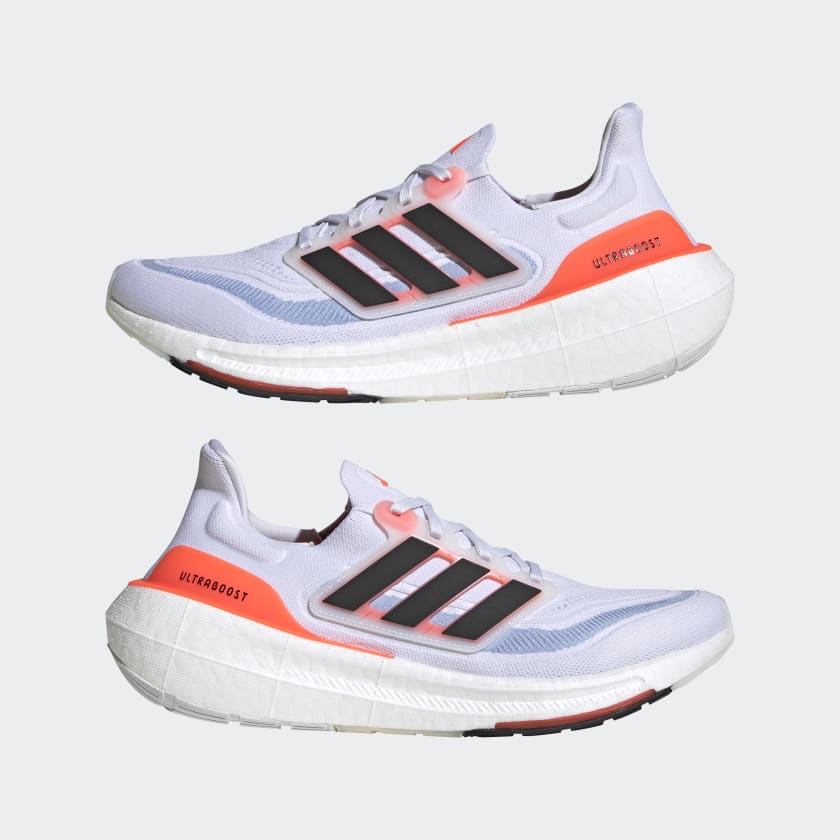 ULTRABOOST LIGHT